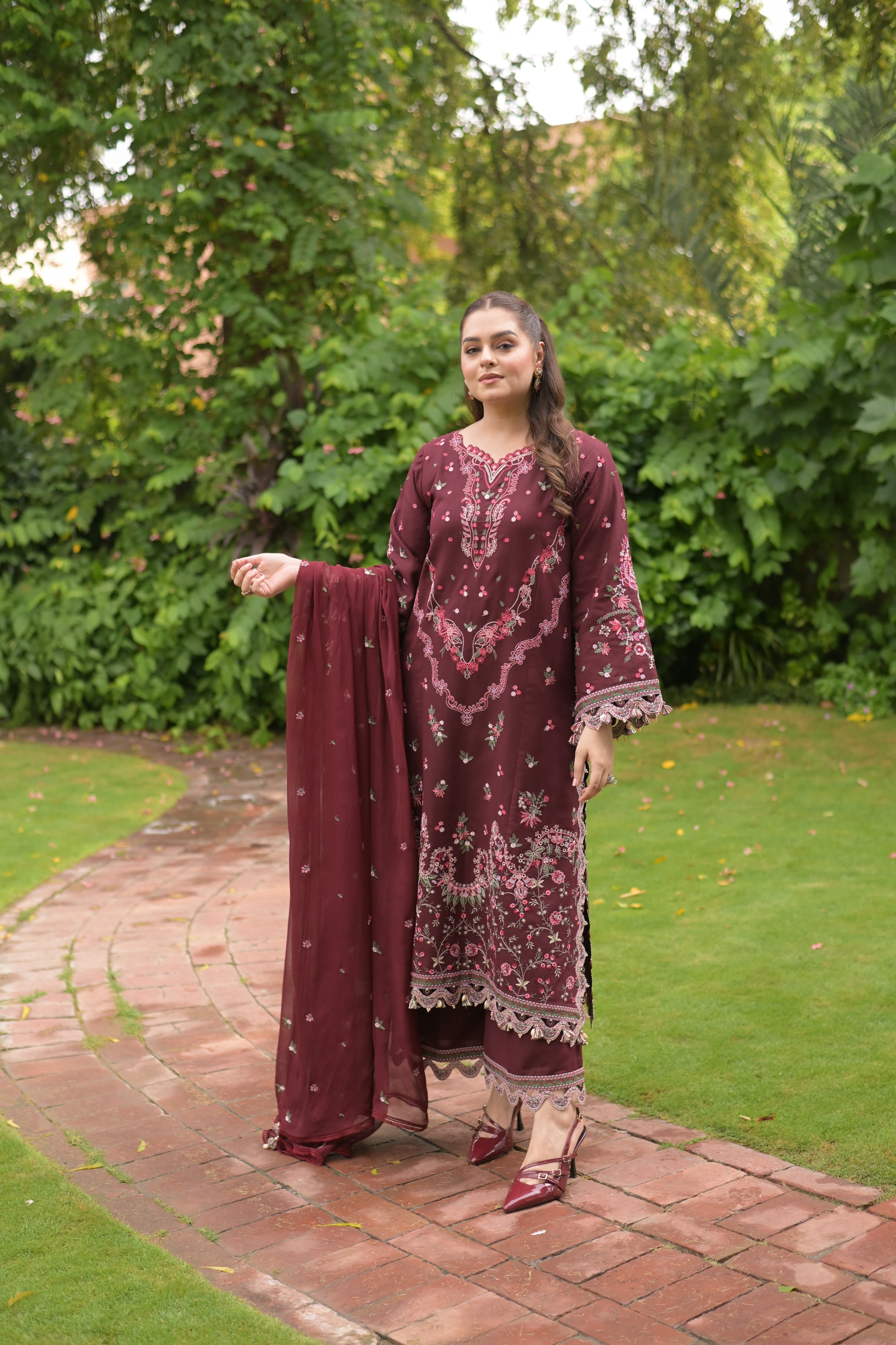 Aneelas Stitched Karandi Emb 3pc Chiffon Duppata [KR-26-06] [Dispatch Time 2.5 Months]