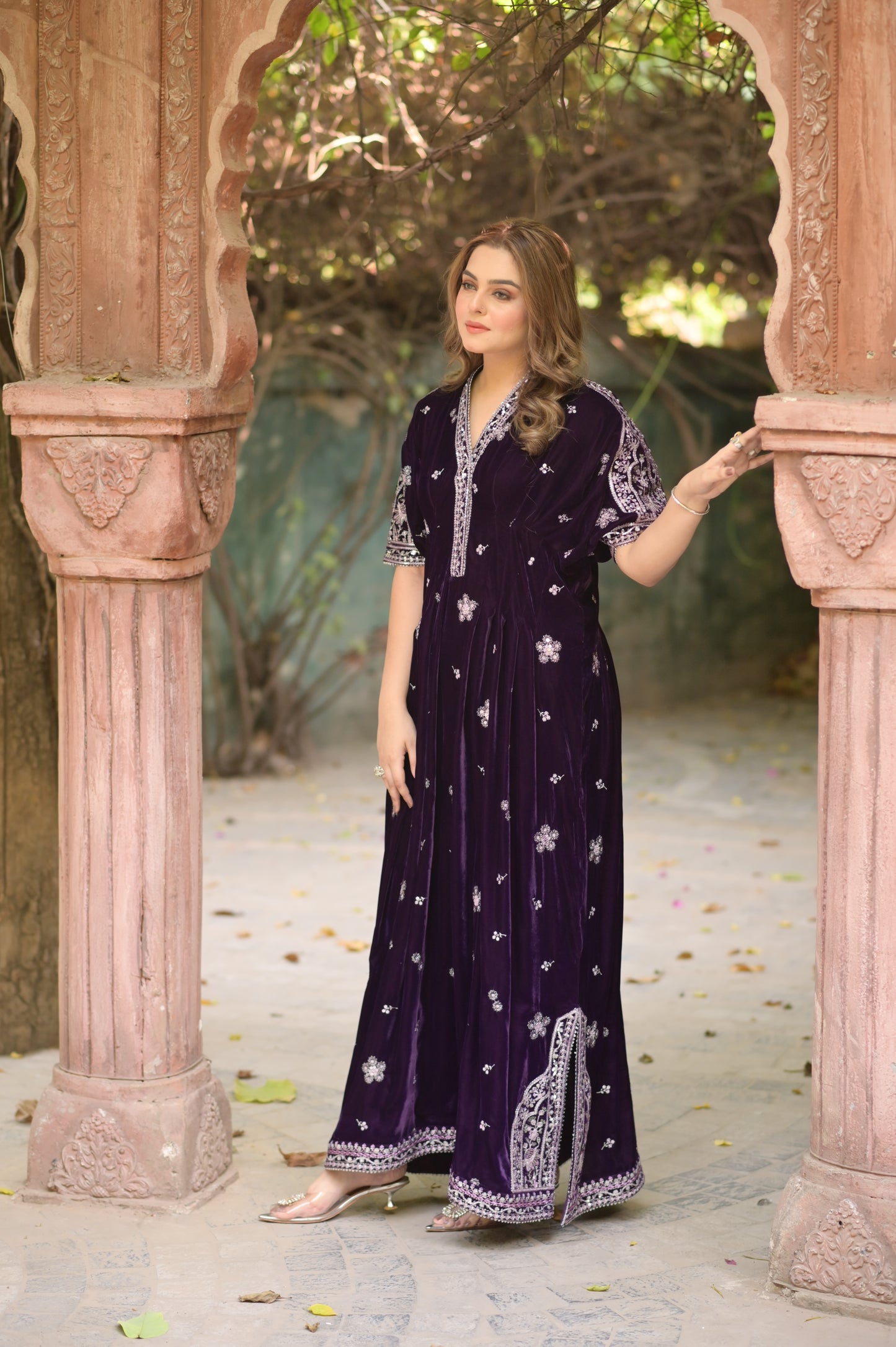 Rs 15500 Aneelas Stitched Velvet Kaftan Raw Silk Trouser 2pc [VT-08] [Dispatch Time 2 Months]