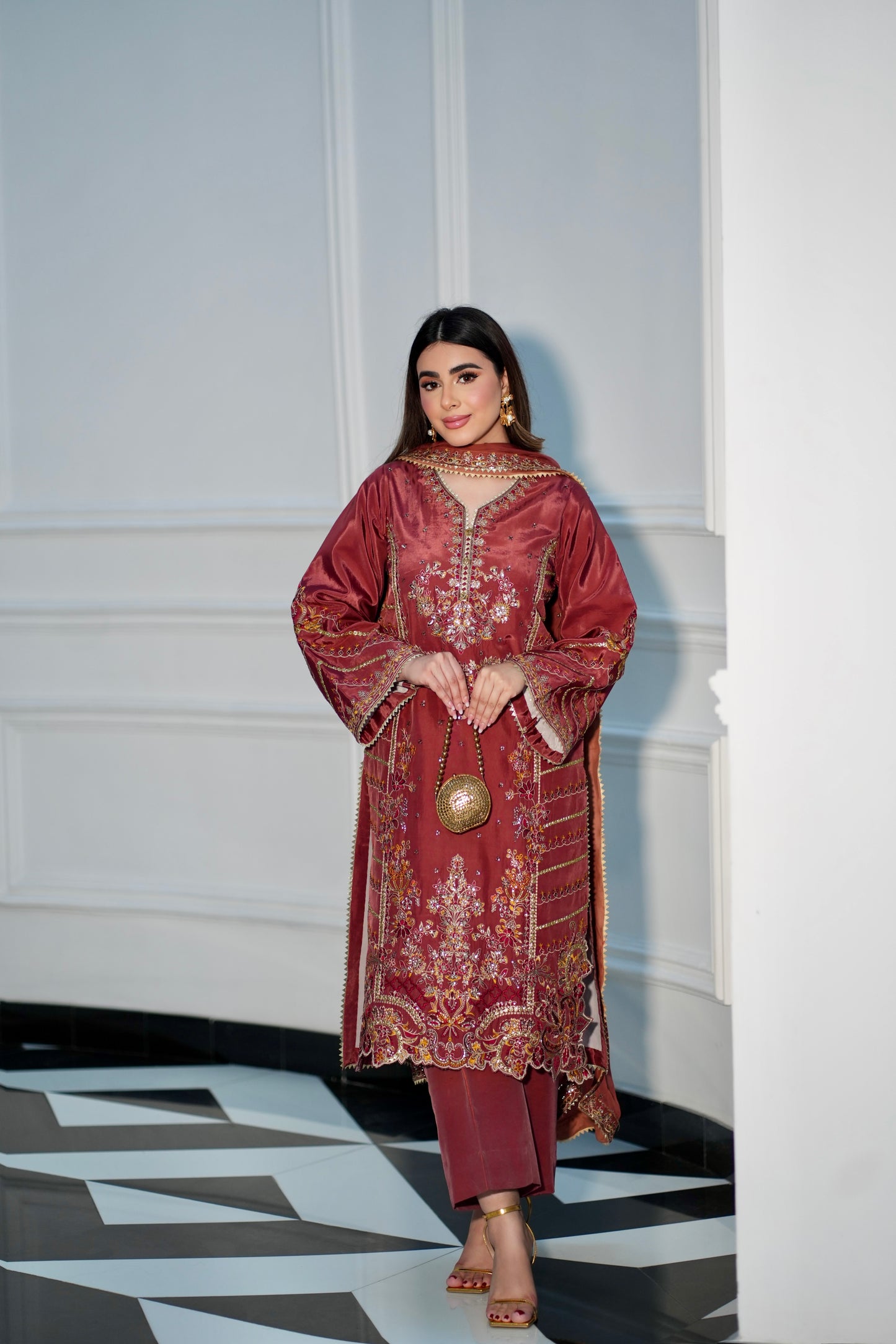 Rs 16500 Aneelas Stitched Raw Silk Emb Formal 3pc Chiffon Duppata [RS-07] [Dispatch Time 2 Months]