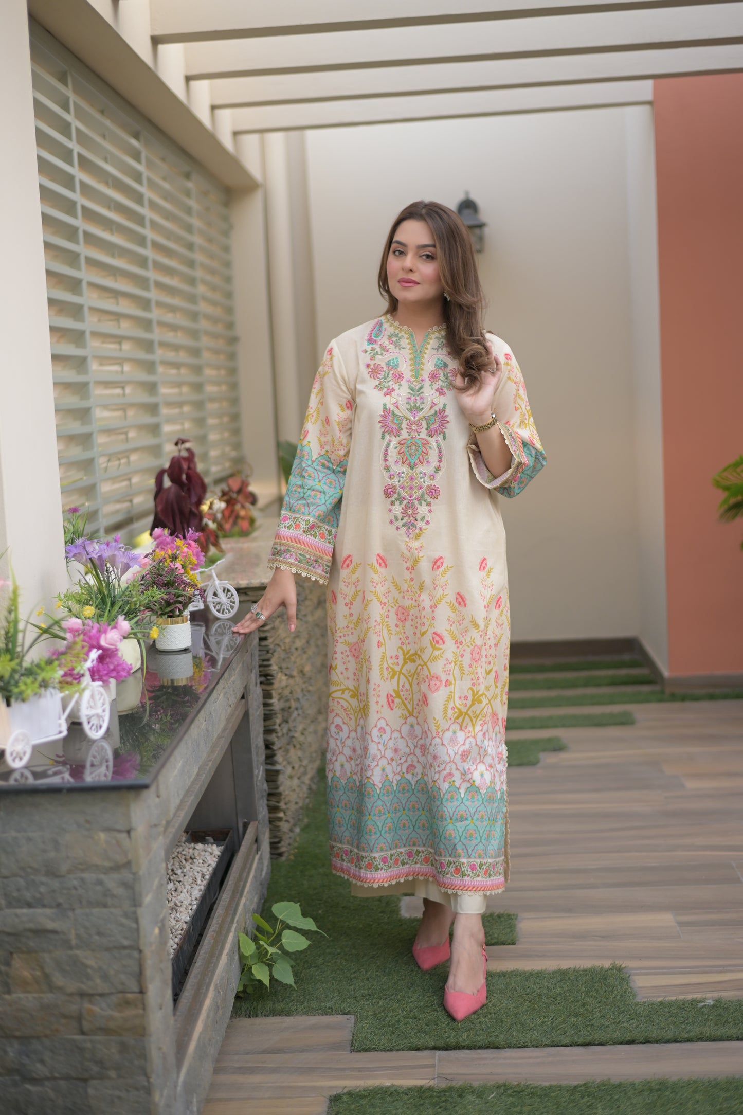 Rs 6500 Aneelas Stitched Lawn Print Emb Kaftan 2pc [SPR-26-49] [Dispatch Time 2.5 Months]