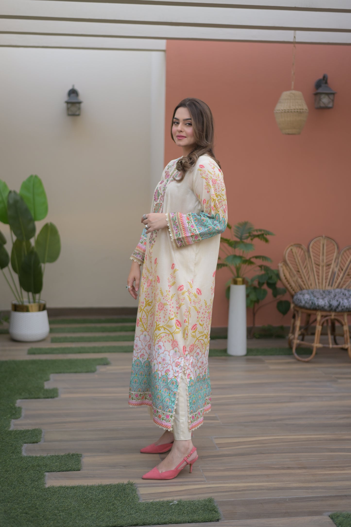 Rs 6500 Aneelas Stitched Lawn Print Emb Kaftan 2pc [SPR-26-49] [Dispatch Time 2.5 Months]