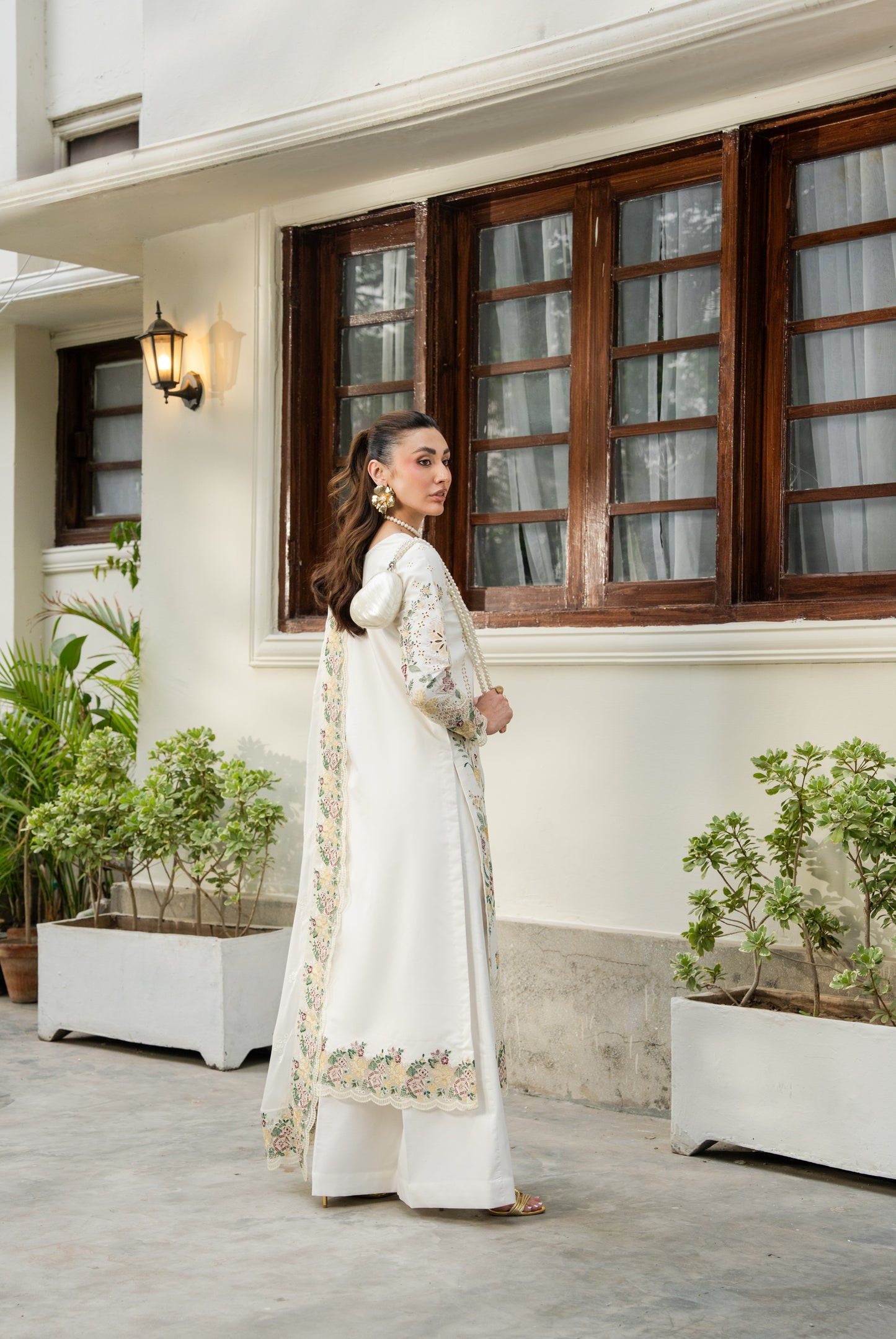 Rs 15950 Aneelas Stitched Lawn Emb 3pc Emb Chiffon Duppata [LUX-26-98] [Dispatch Time 15 Days]