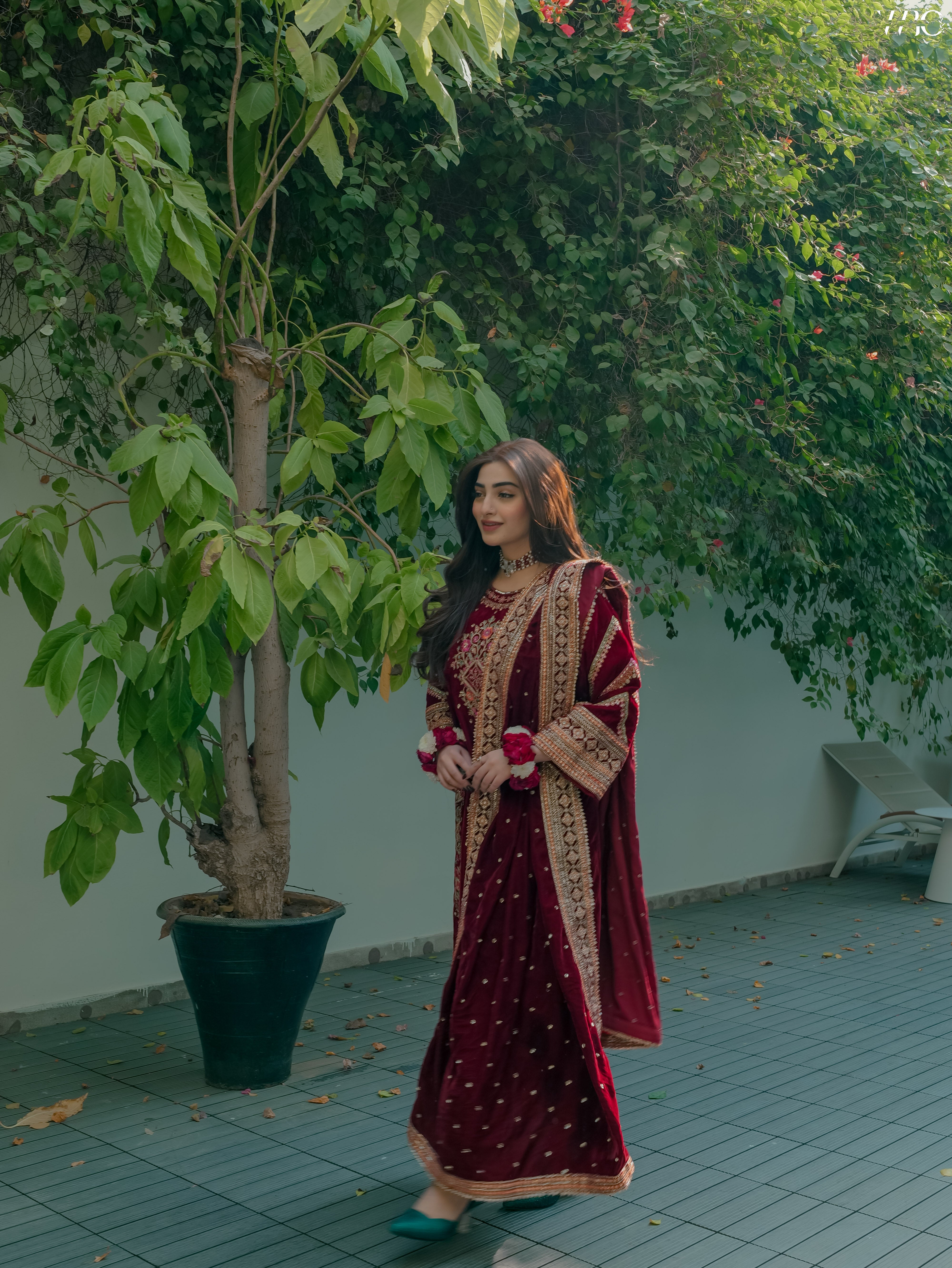 Rs 16500 Aneelas Stitched Velvet 2pc [VT-12] [Dispatch Time 2 Months]