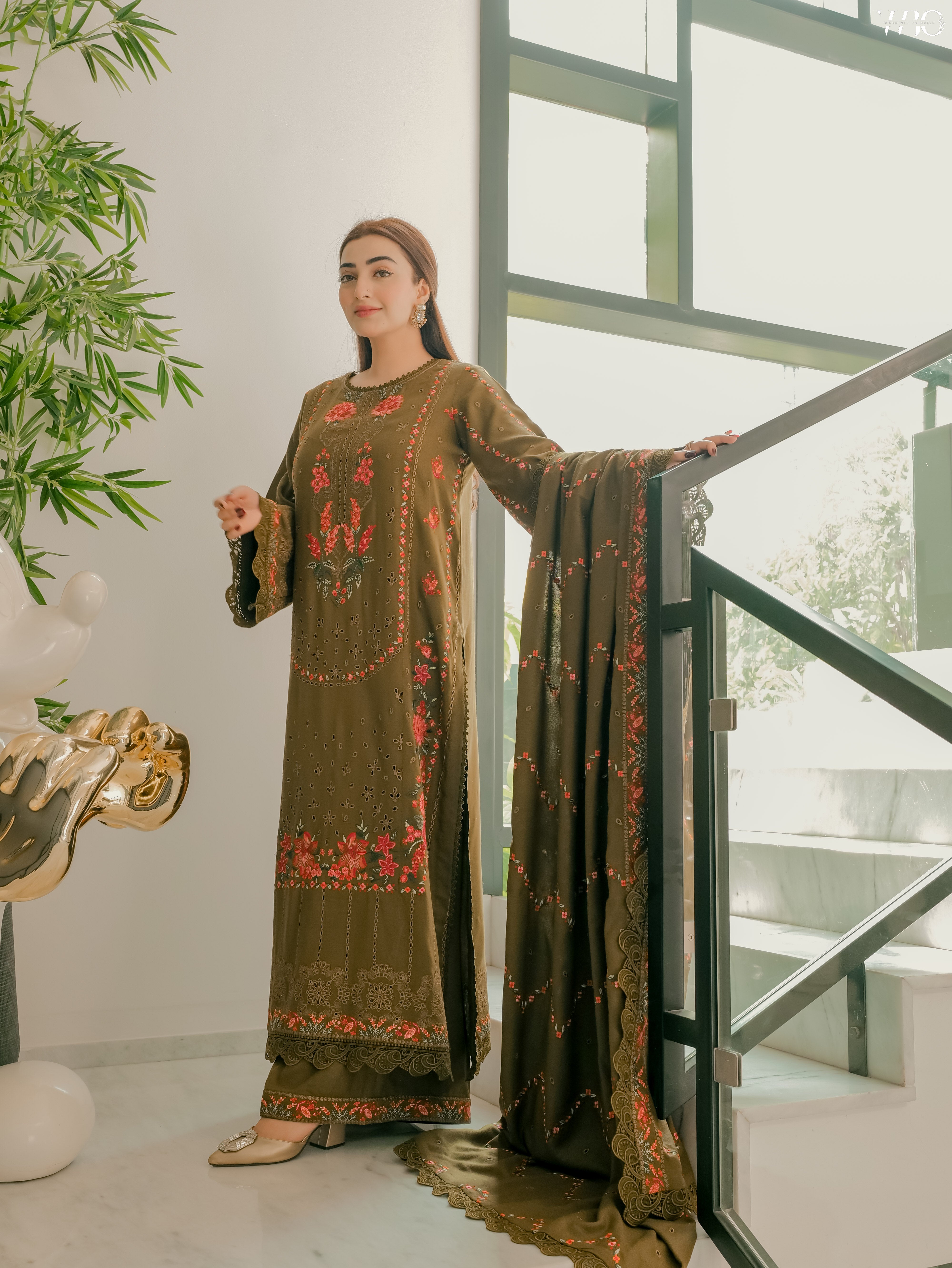 Rs 17000 Aneelas Stitched Peach Wool Emb 3pc [PL-13] [Dispatch Time 2 Months]