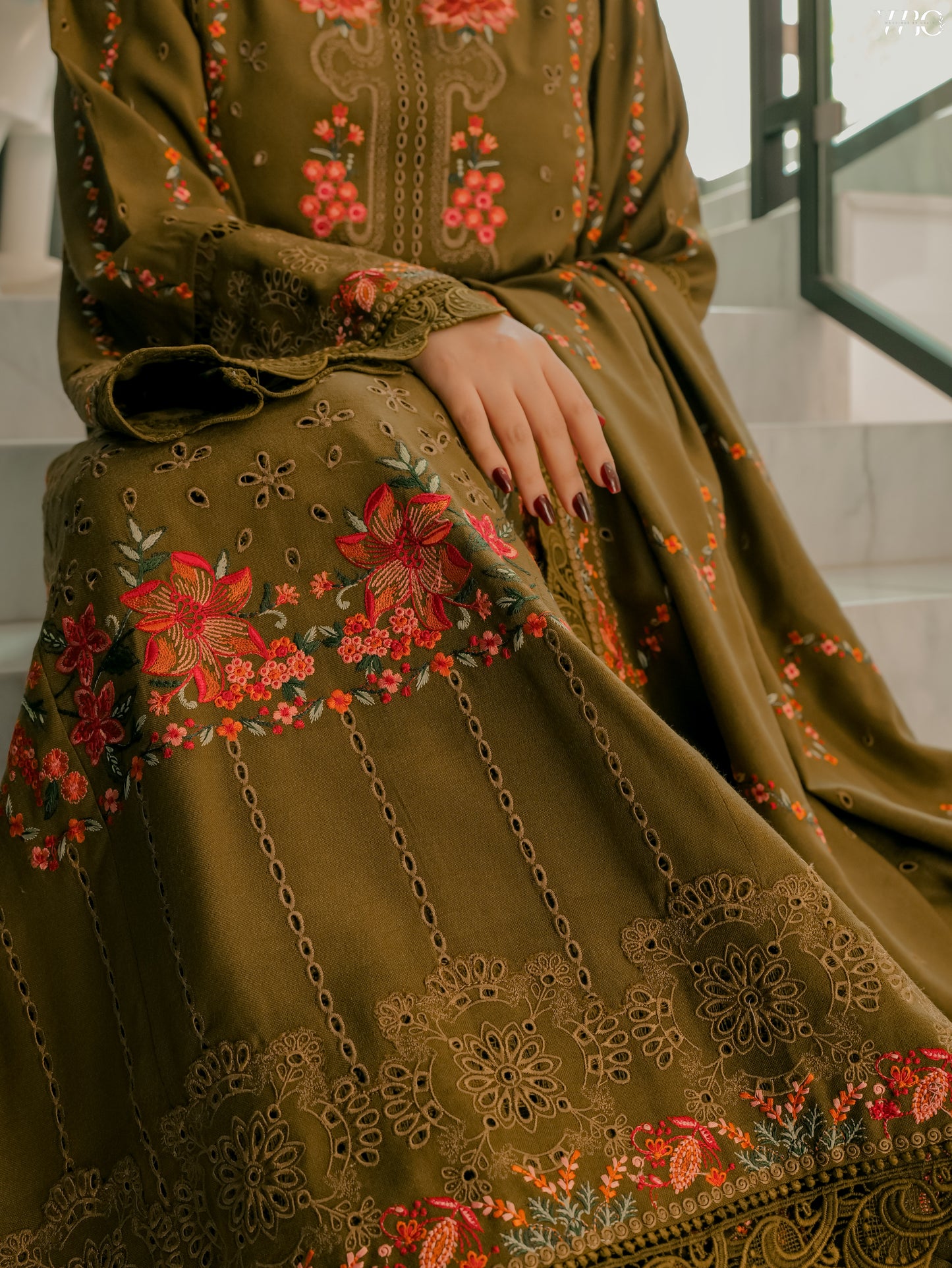 Rs 17000 Aneelas Stitched Peach Wool Emb 3pc [PL-13] [Dispatch Time 2 Months]