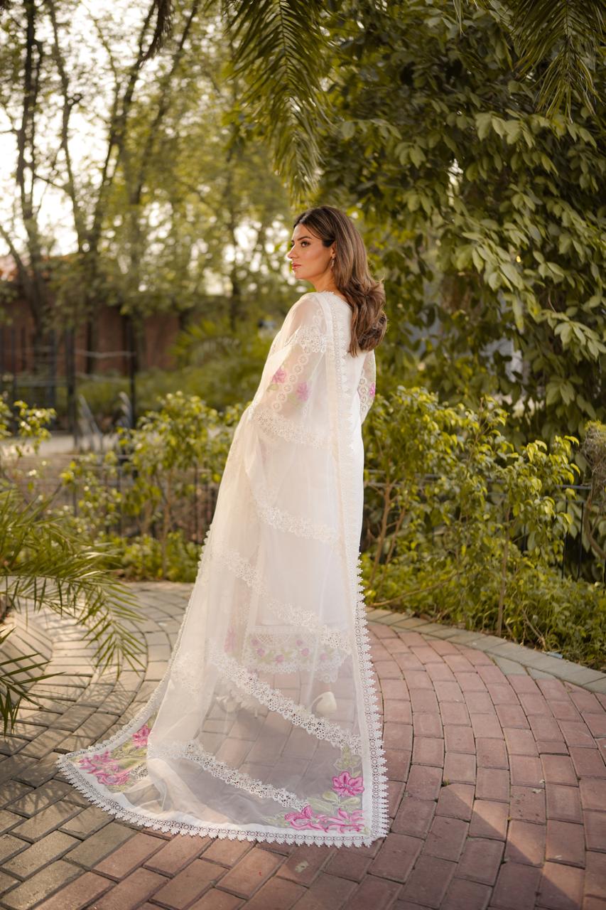 Rs 20000 Aneelas Stitched Party Wear Emb Organza 3pc [OR-06] [Dispatch Time 2.5 Months]