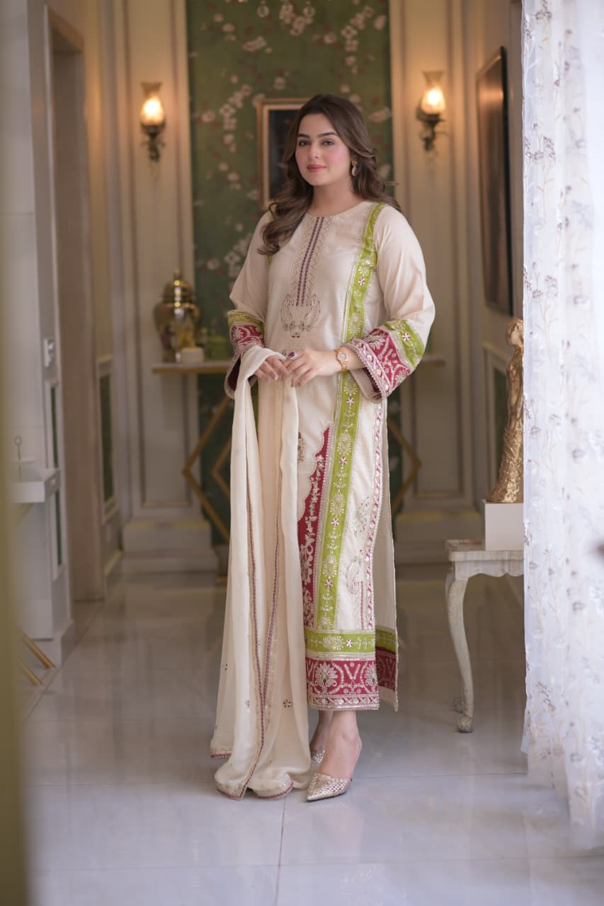 Rs 17500 Aneelas Stitched Luxury Lawn Emb 3pc Chiffon Duppata [LUX-26-53-A] [Dispatch Time 2.5 Months]