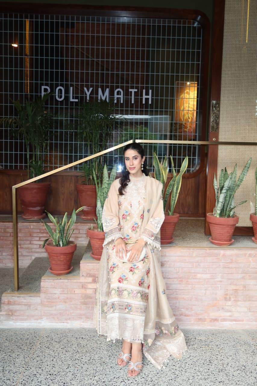 Rs 19500 Aneelas Stitched Luxury Lawn Emb 3pc Chiffon Duppata [LUX-26-72] [Dispatch Time 2 Months]