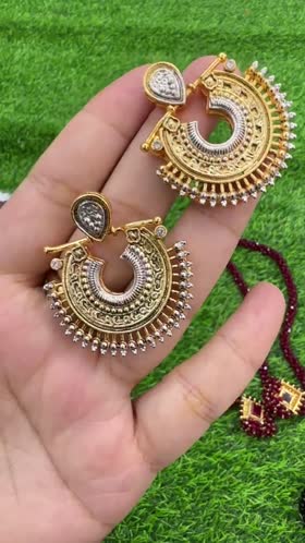 Rs 1250 Trendy earrings