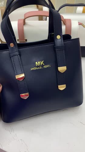 Rs 1950 hand bag