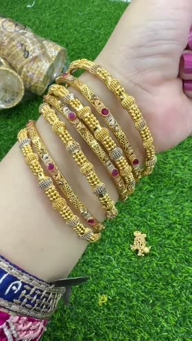 Rs 2500 Bangles set of 7 [ 2.4]