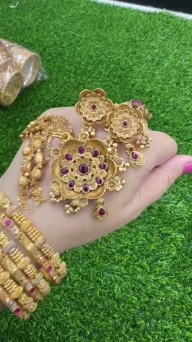 Rs 2800 Rajwari locket set