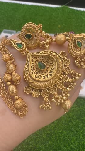 Rs 2800 Rajwari locket set