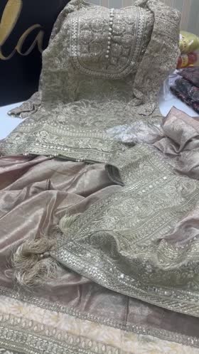 Rs 35150 HSY wedding box on 30% off [ CH 22 L 38] large